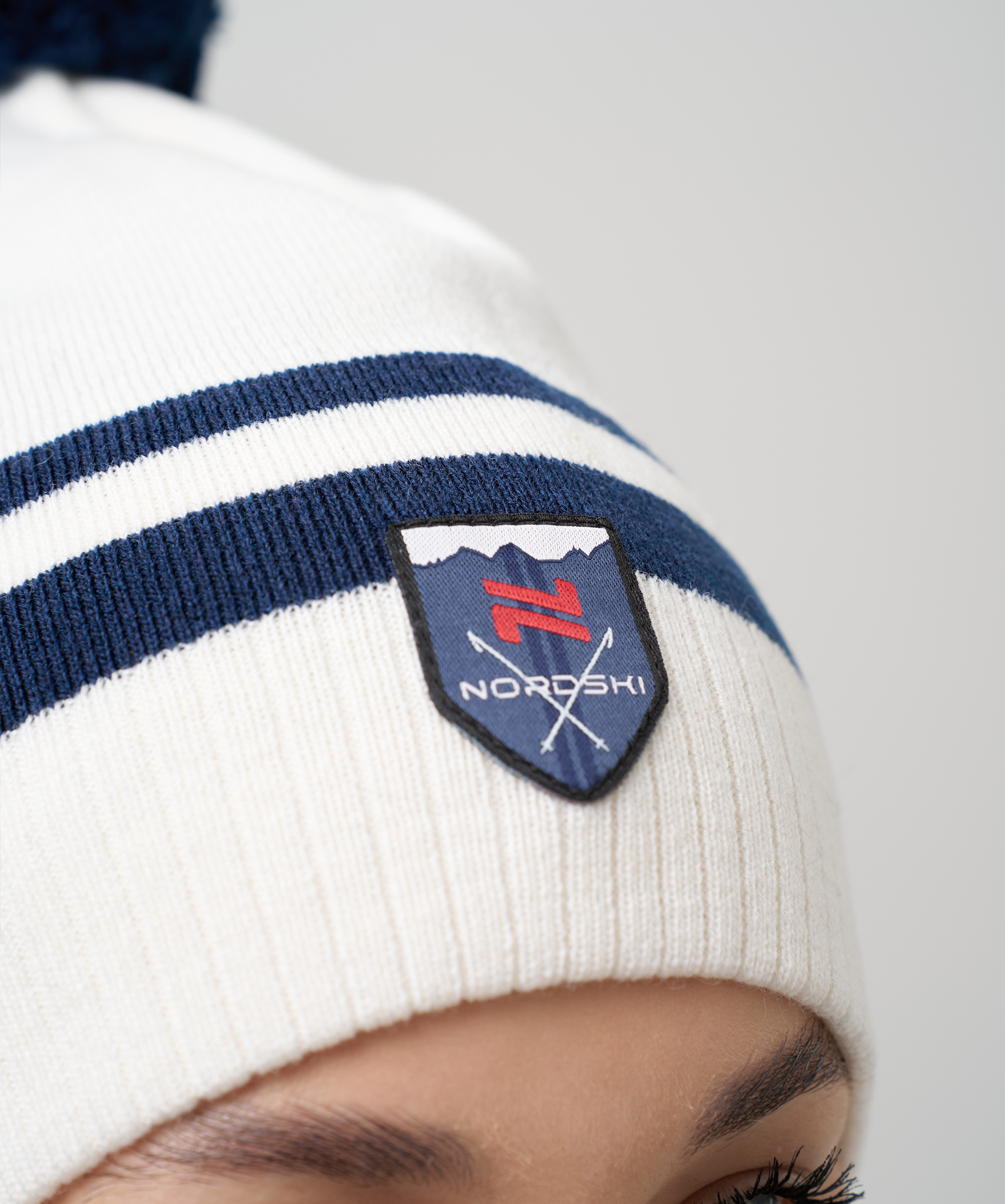 Шапка Nordski Move White/Blue