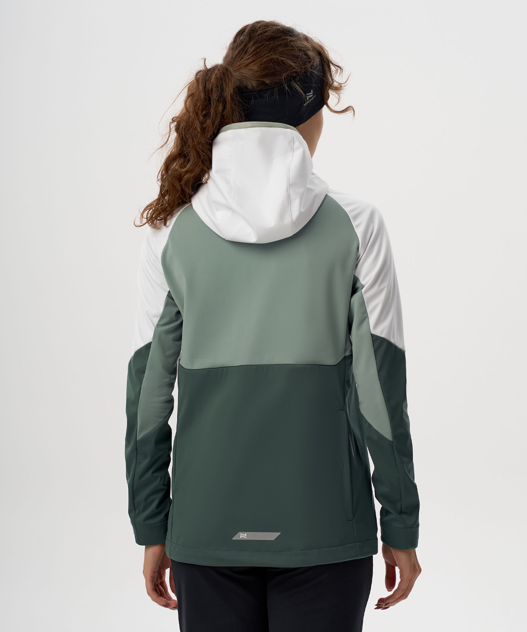Тренировочная куртка Nordski PRO TOUR HOOD White/Dark Mint/Ice Mint W